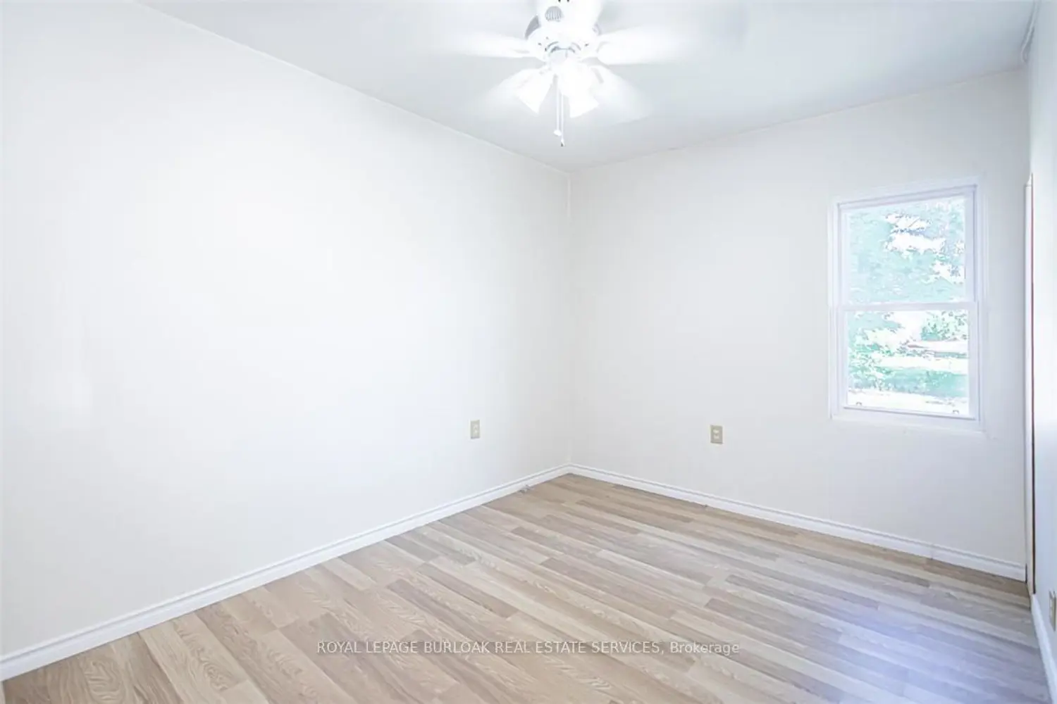 Additional image 11 of 2712 Upper James Street