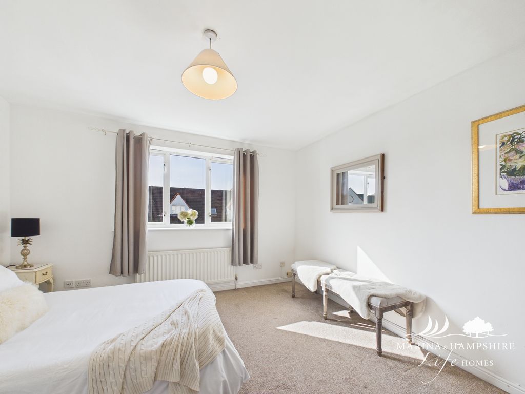 Additional image 19 of 3 bed terraced house for saleTintagel Way, Port Solent PO6