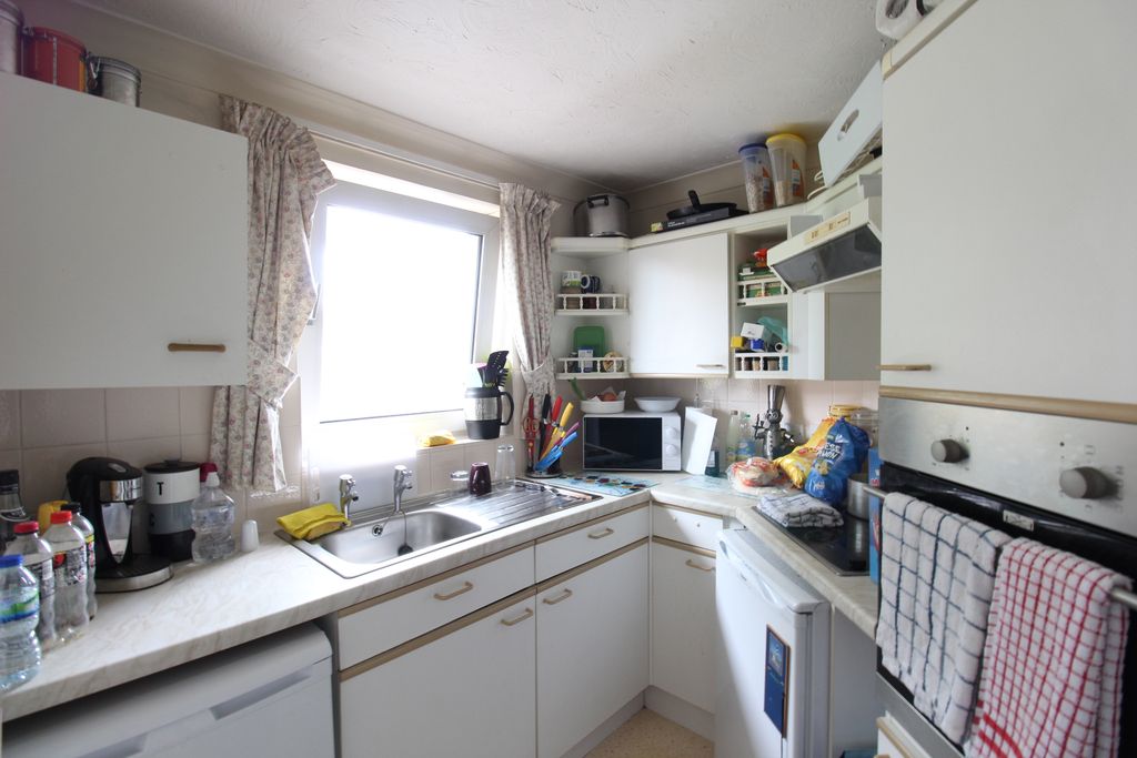 Additional image 4 of 1 bed flat for saleGrosvenor Road, Southampton SO17