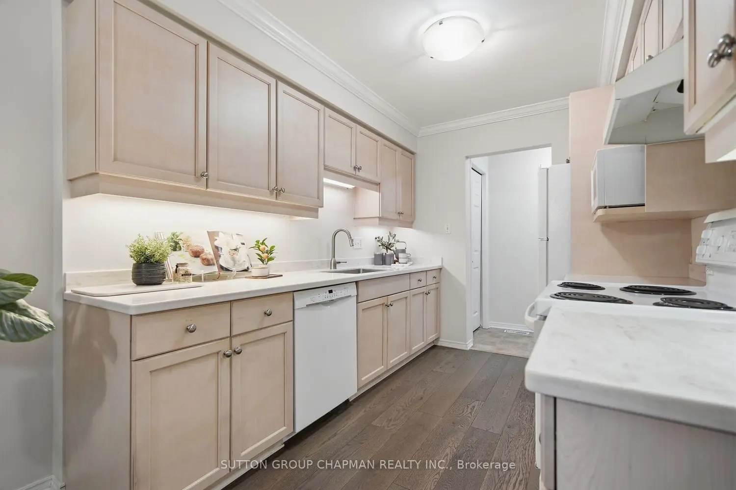 Additional image 8 of 515 Proudfoot Lane 17