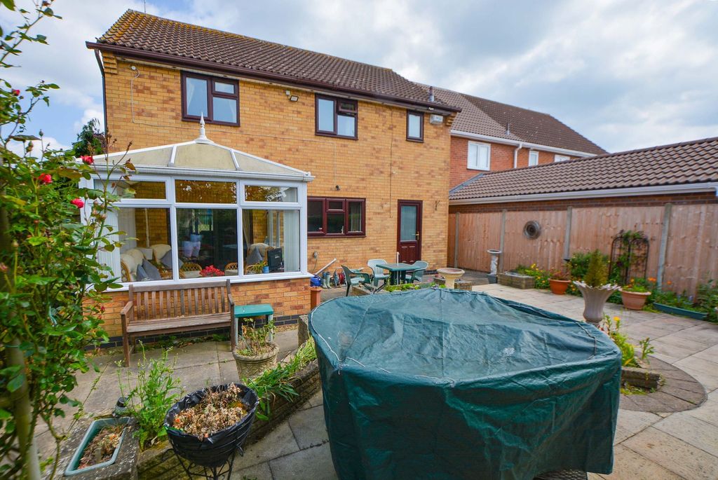 Additional image 20 of 4 bed detached house for saleBurnham Drive, Whetstone, Leicester LE8