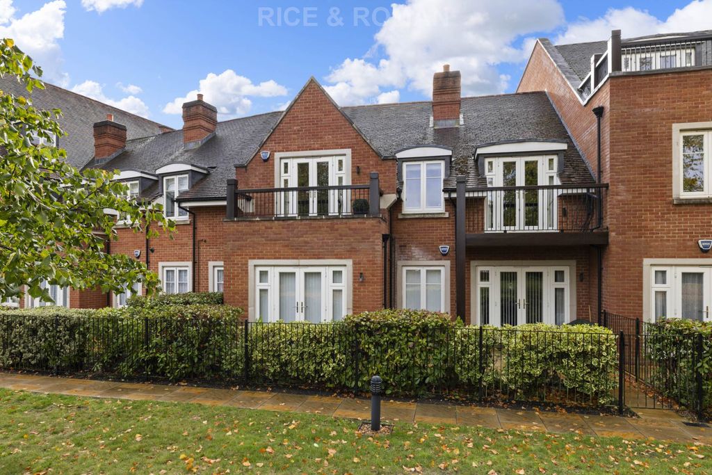 Additional image 13 of 2 bed flat for saleAcademy House, Wokingham RG40