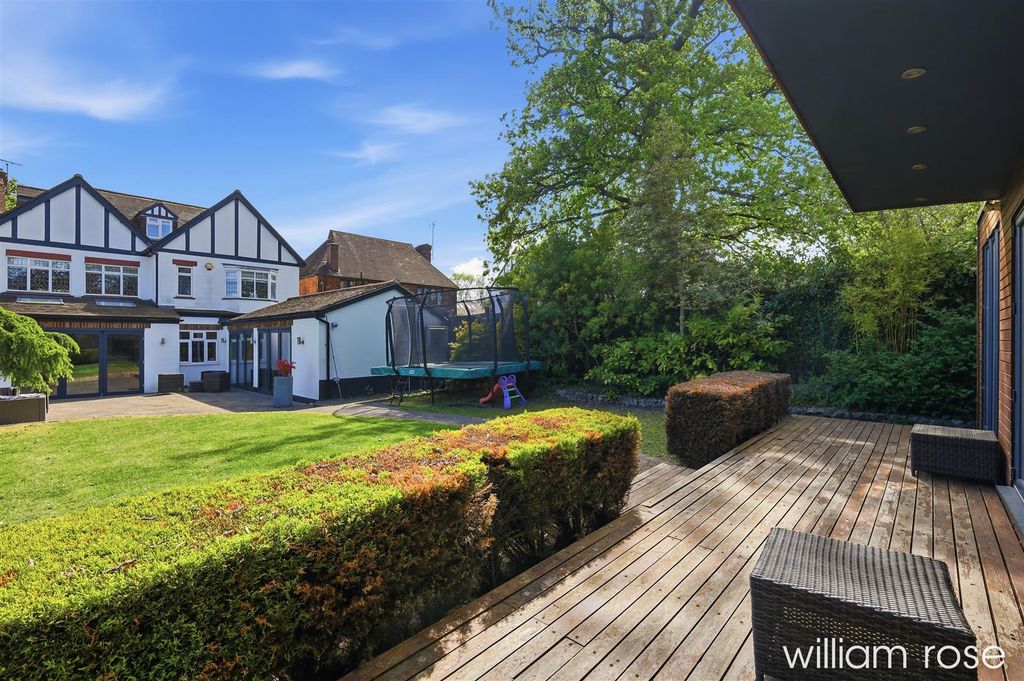Additional image 14 of 5 bed detached house for saleMonkhams Lane, Woodford Green IG8