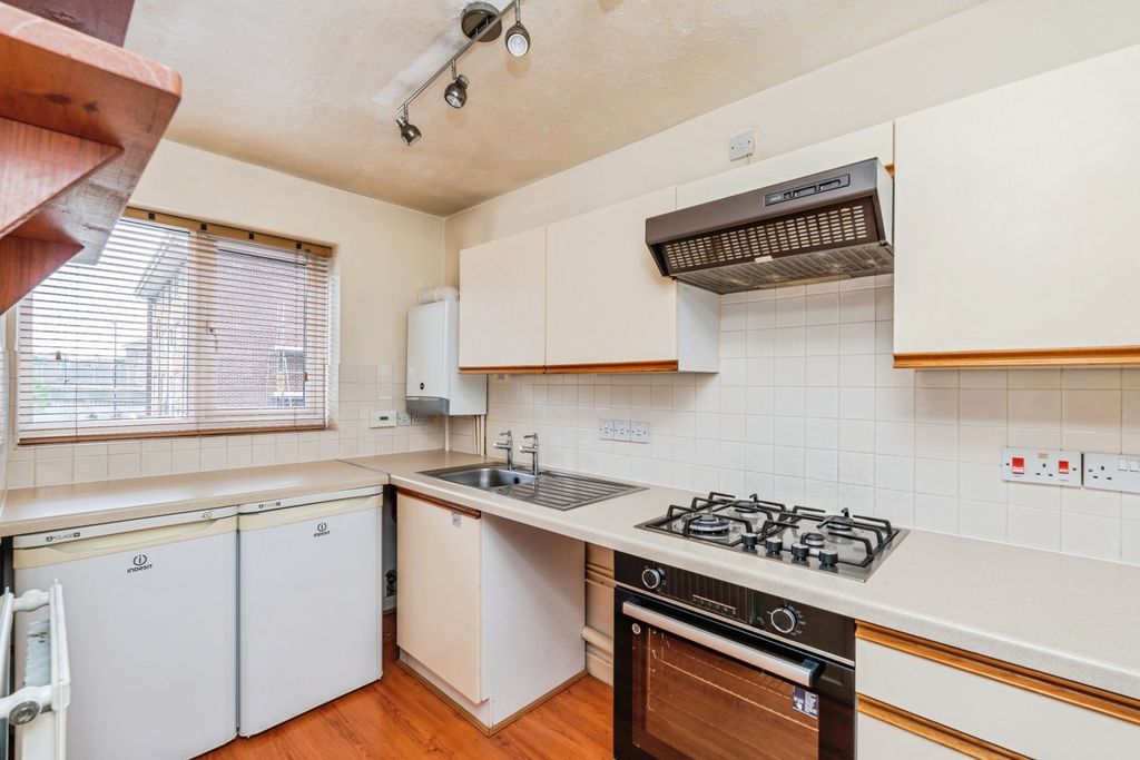 Additional image 8 of 1 bed flat for saleBrunel Road, Redbridge, Southampton SO15