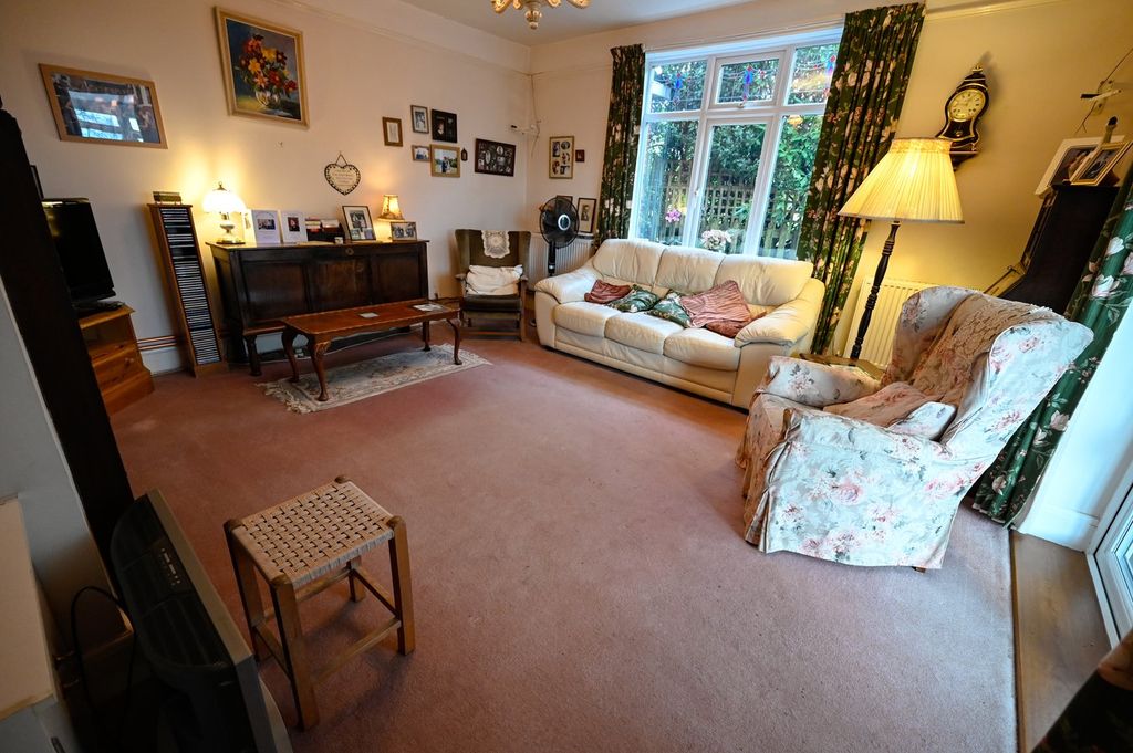 Additional image 2 of 5 bed detached house for saleHighland Road, Wimborne BH21