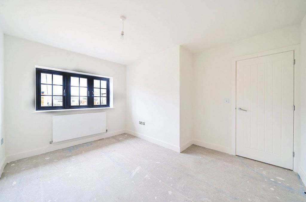 Additional image 10 of 3 bed semi-detached house for saleKing Alfreds Drive, Wincanton, Somerset BA9