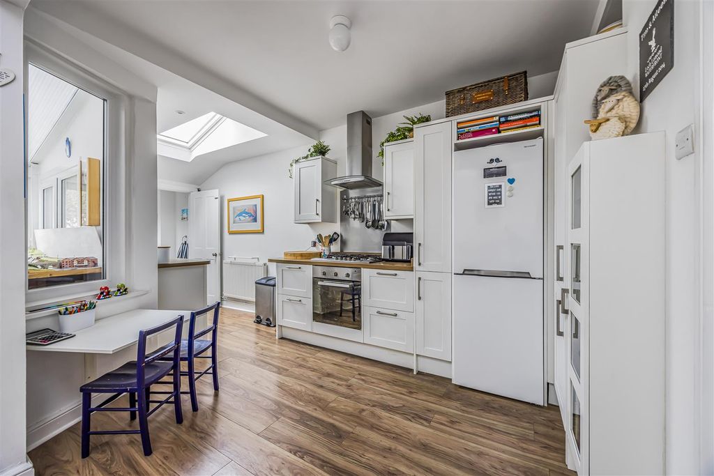 Additional image 10 of 3 bed terraced house for saleShelford Road, Southsea PO4