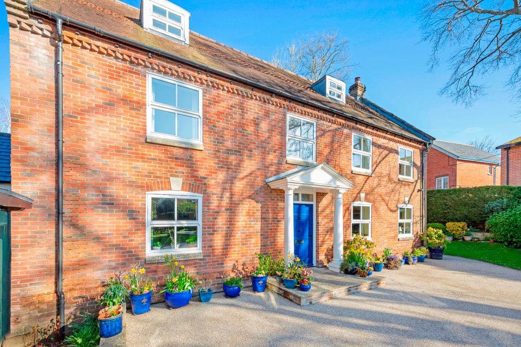 Additional image 30 of 5 bed detached house for saleOld Beech House, Le Neubourg Way, Gillingham SP8