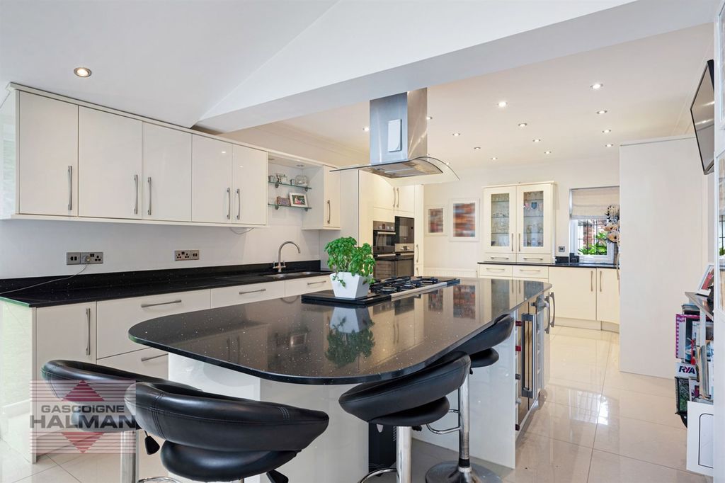 Additional image 6 of 5 bed detached house for saleAvondale Rise, Wilmslow SK9