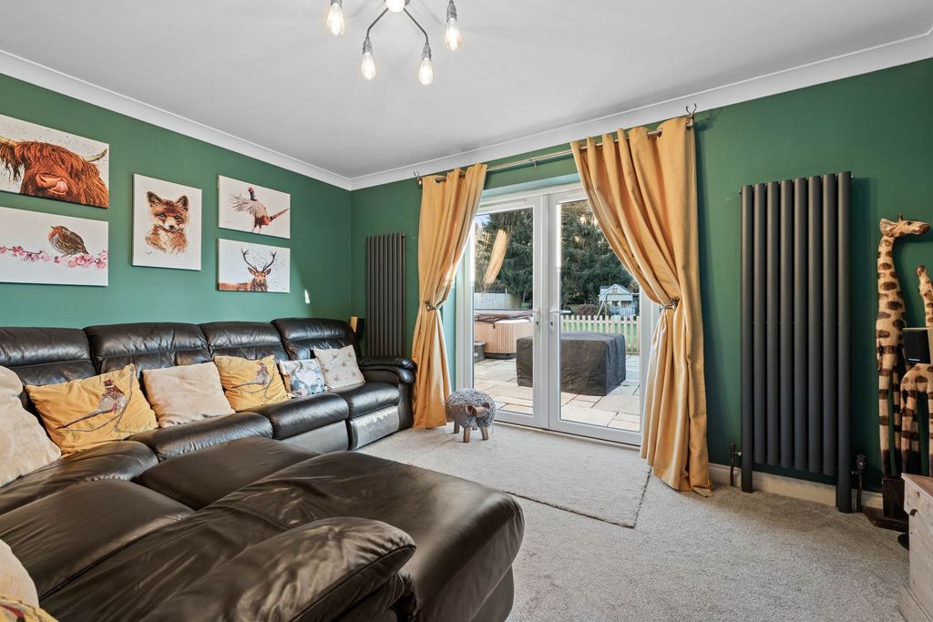 Additional image 2 of 5 bed detached house for saleHorncastle Road, Woodhall Spa LN10