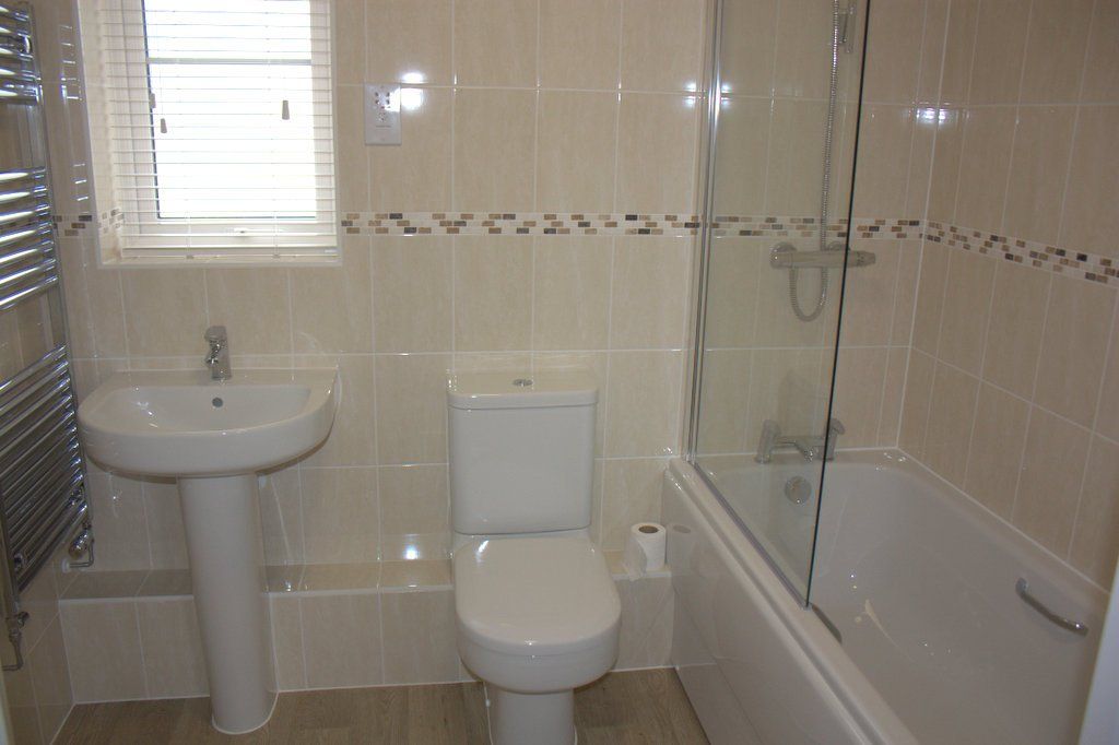 2 bed flat for saleCardinal Place, Southampton SO16 photo 3