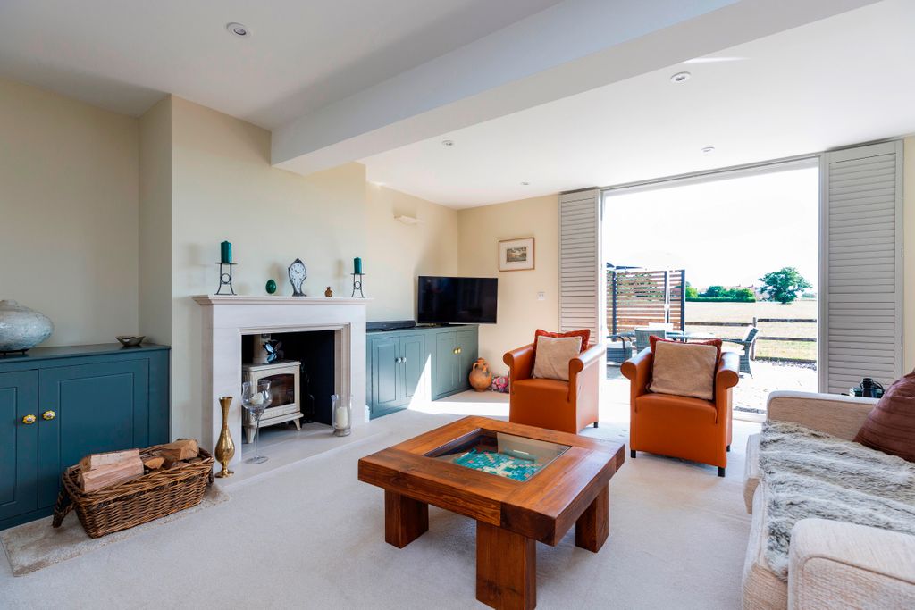 Additional image 4 of 4 bed detached house for saleHair Cobble Cottage, Bay Lane, Gillingham SP8