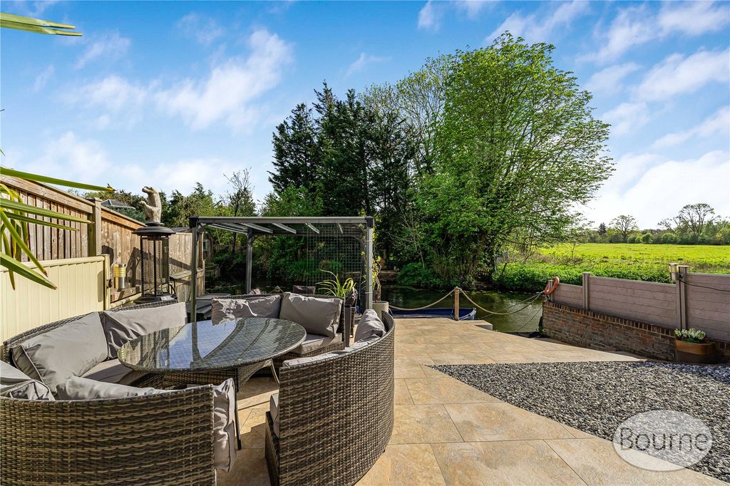 Additional image 21 of 3 bed detached house for saleRiverside Gardens, Old Woking, Woking, Surrey GU22