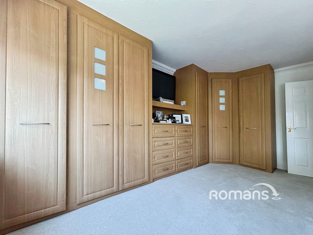 Additional image 8 of 4 bed semi-detached house for saleMoulsham Copse Lane, Yateley, Hampshire GU46