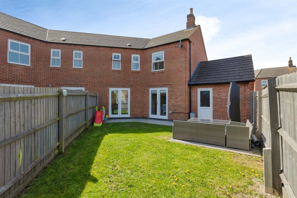 Additional image 20 of 3 bed semi-detached house for saleCooper Crescent, Whetstone, Leicester LE8