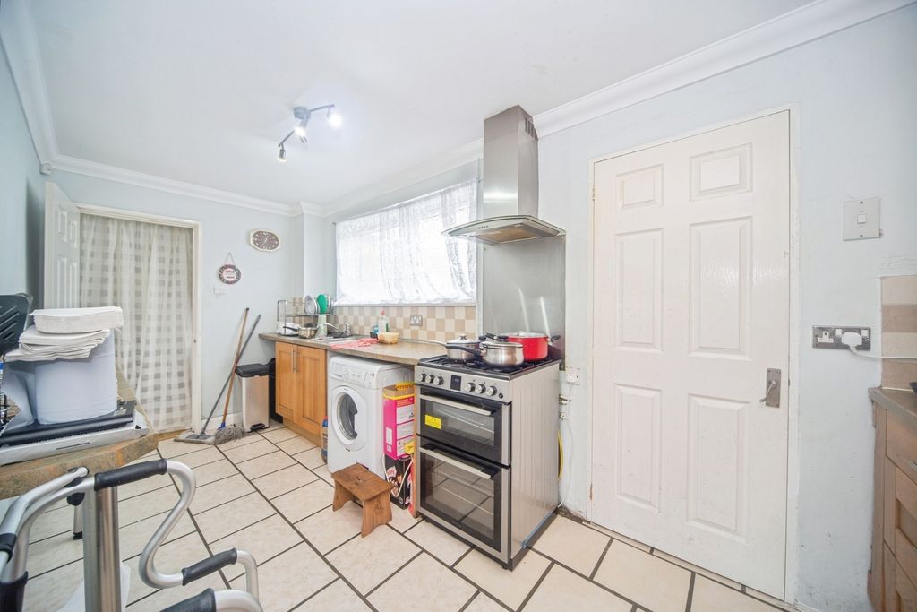 Additional image 5 of 3 bed terraced house for saleWindbury Road, Southampton, Hampshire SO16