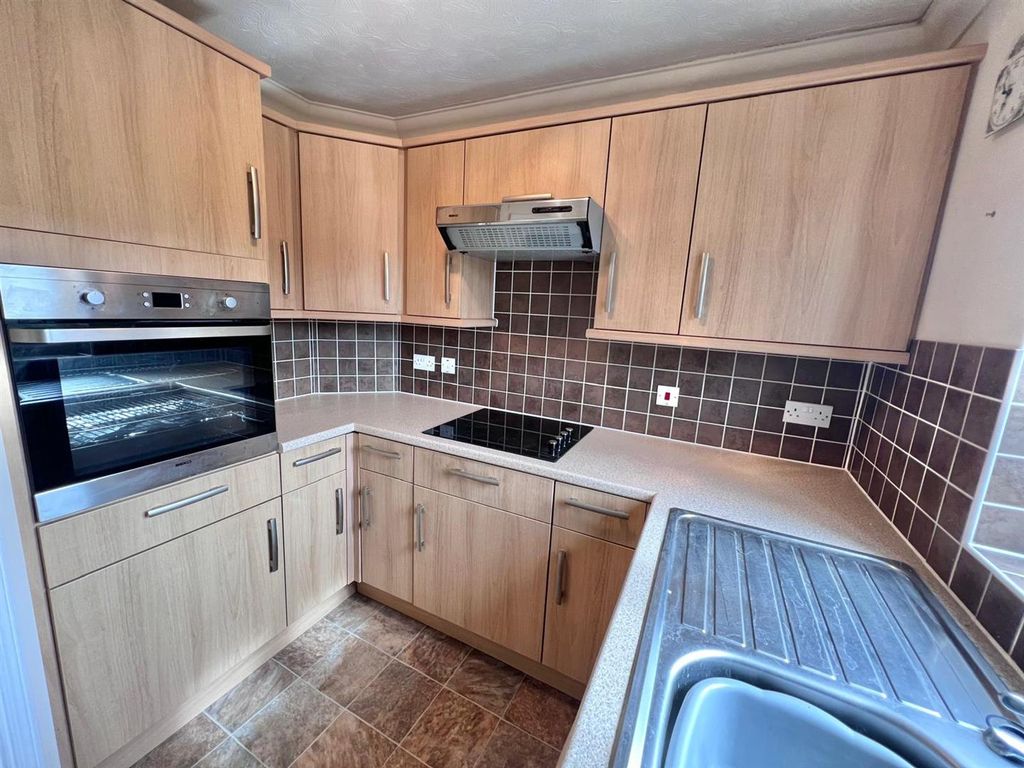 Additional image 5 of 1 bed flat for saleNewbury, Gillingham SP8