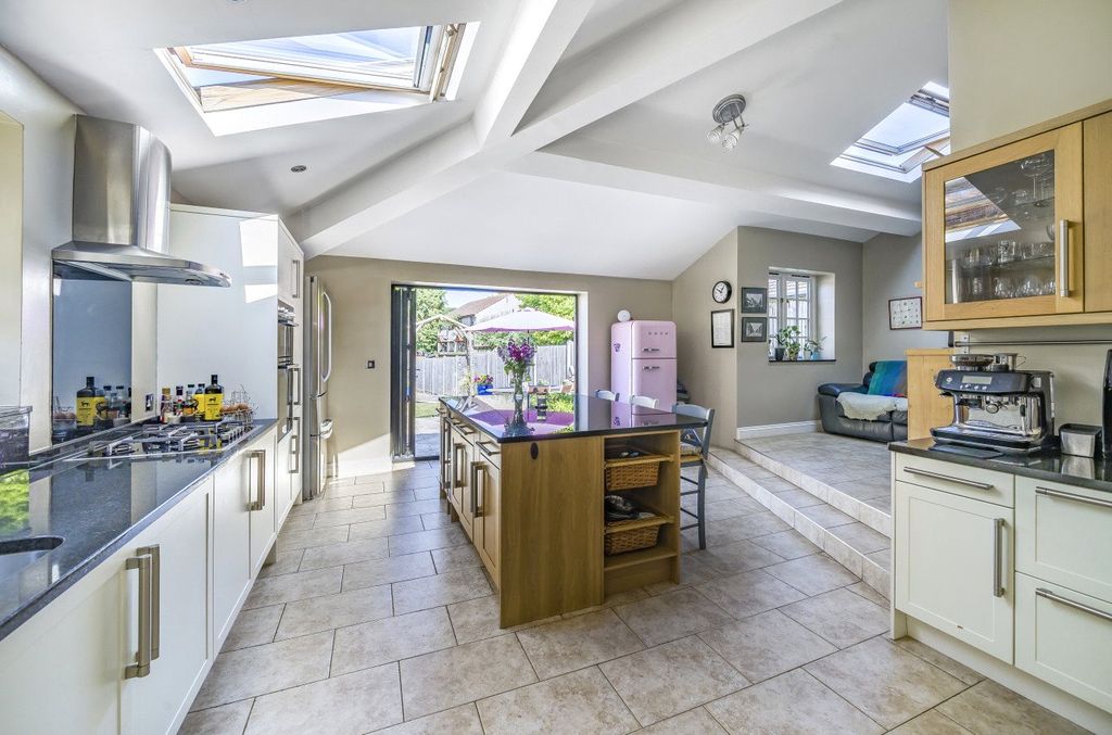Additional image 3 of 5 bed end terrace house for saleSilver Street, Wincanton, Somerset BA9