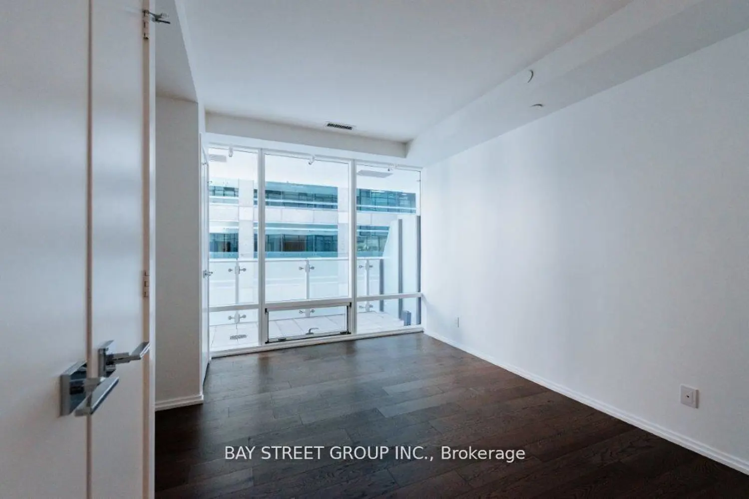 Additional image 7 of 1 Bloor Street 326