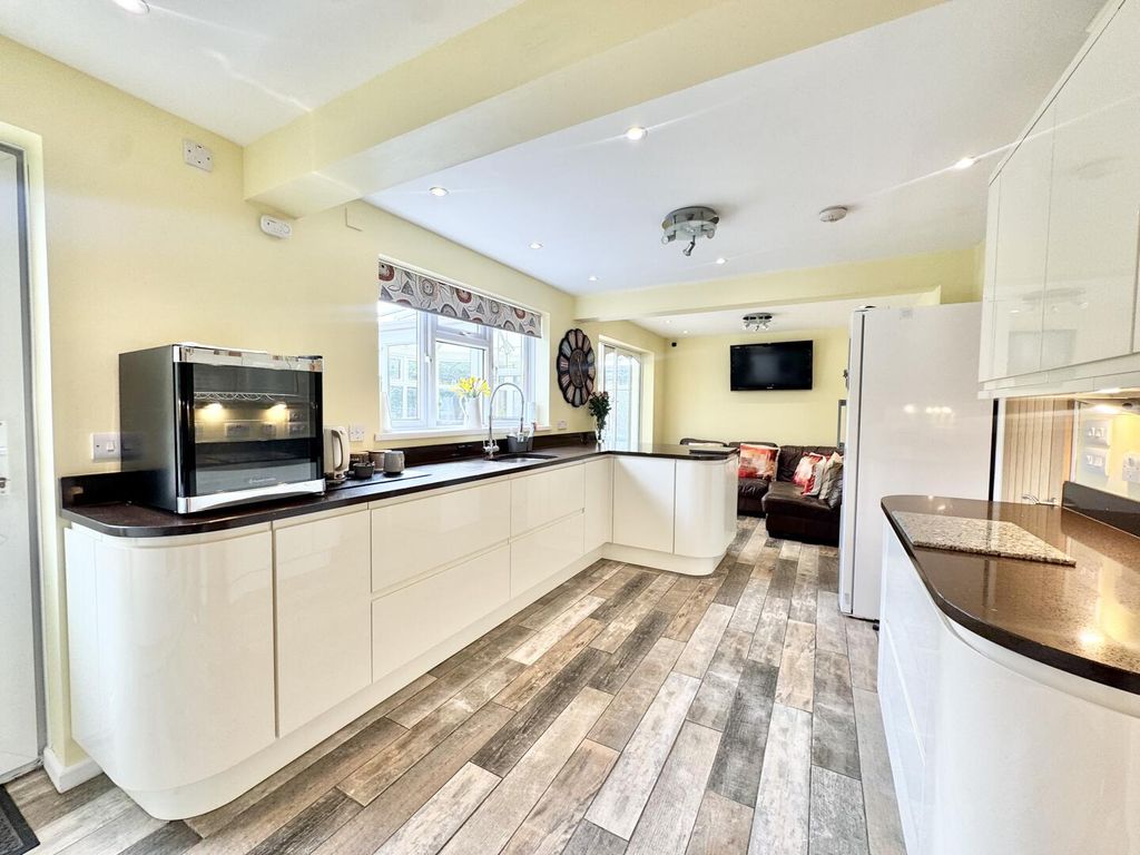 Additional image 8 of 4 bed detached house for saleBurnham Drive, Whetstone, Leicester LE8