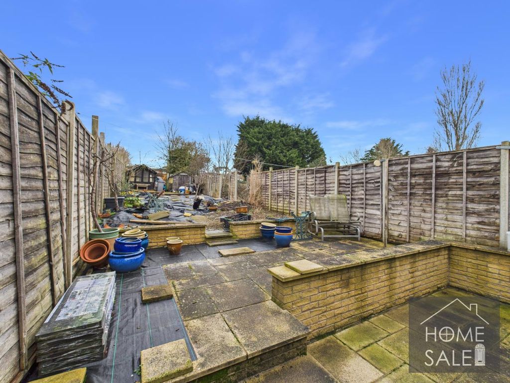 Additional image 13 of 2 bed semi-detached house for saleThe Headlands, Market Harborough LE16