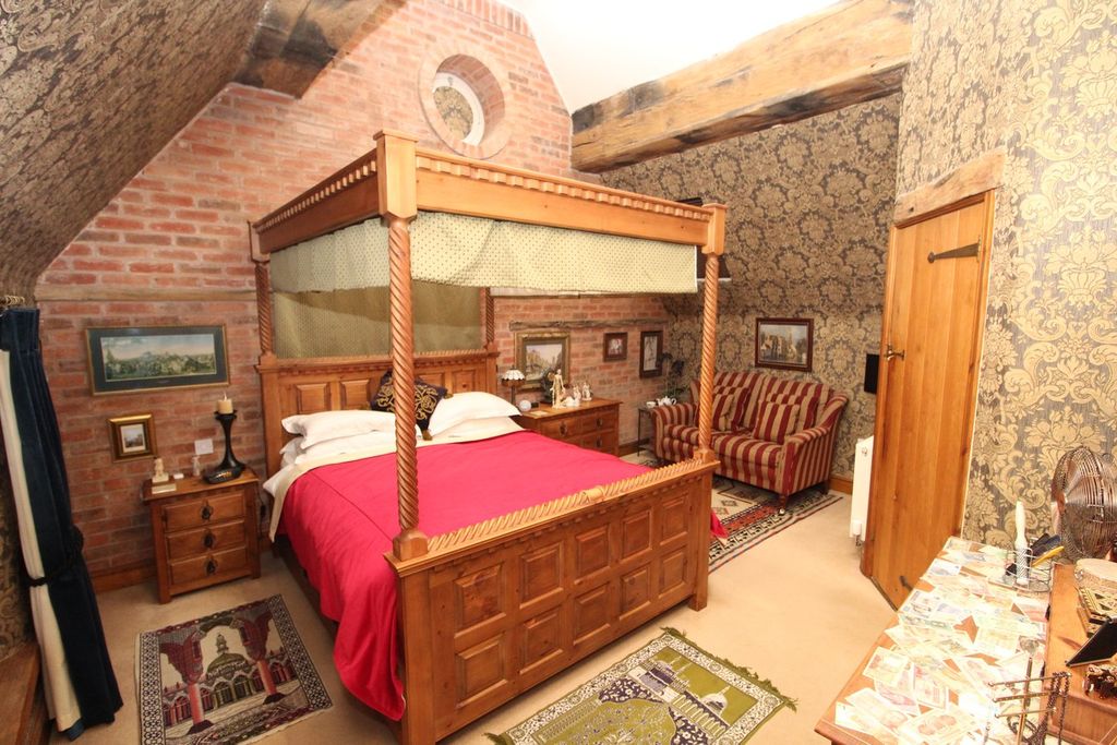 Additional image 16 of 5 bed detached house for saleNorthfield Road, Blaby, Leicester LE8