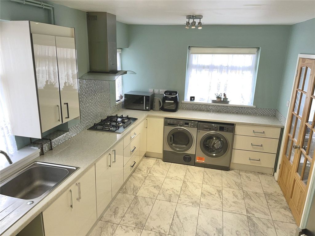 Additional image 5 of 5 bed bungalow for saleDovedale Road, Thurmaston, Leicester, Leicestershire LE4