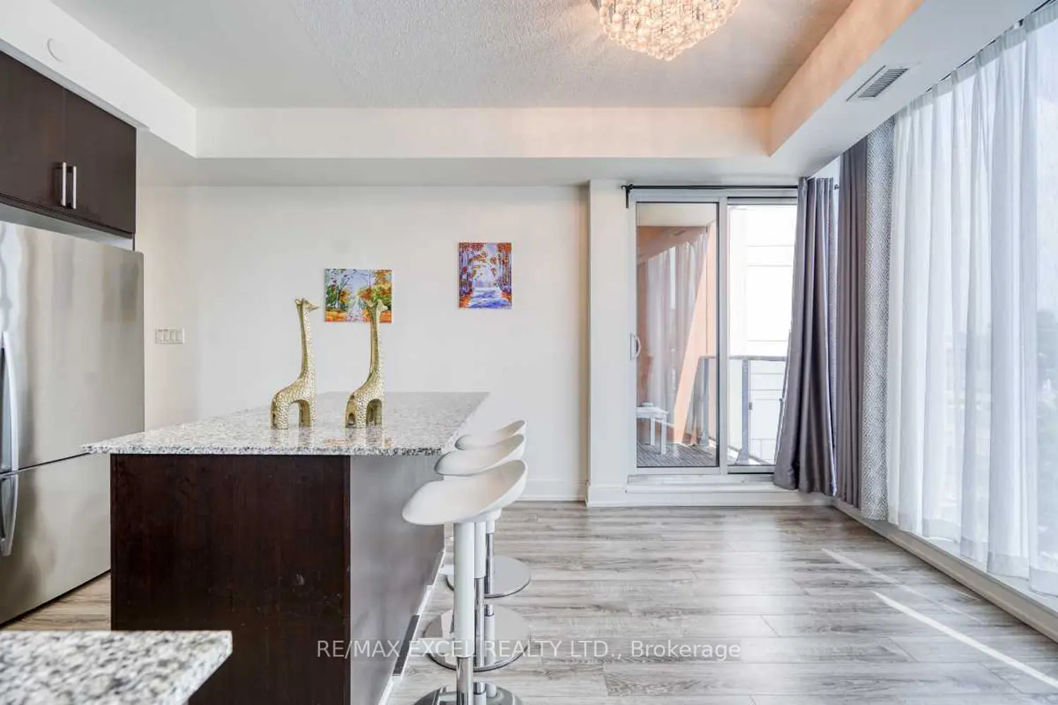 Additional image 8 of 9608 Yonge Street 202A
