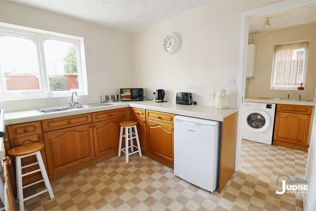 Additional image 7 of 4 bed detached house for saleWheatfield Close, Glenfield, Leicester LE3