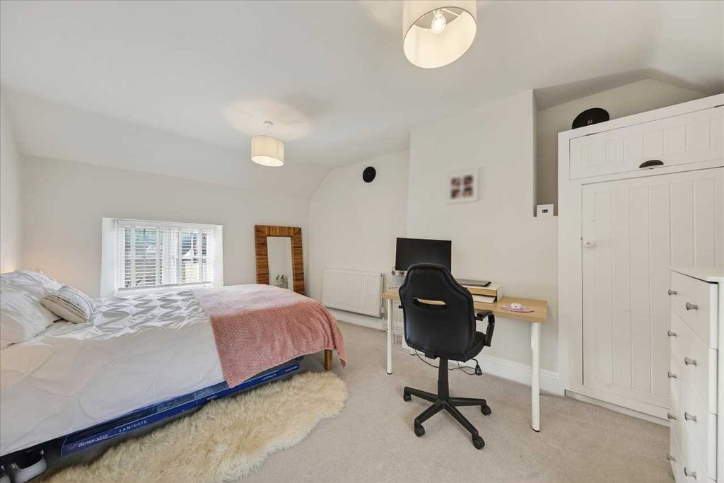 Additional image 22 of 3 bed cottage for saleWalnut Tree Cottage, Corby Road, Cottingham LE16