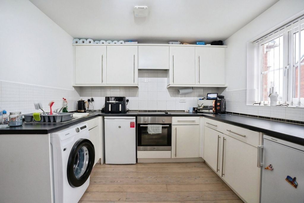 Additional image 6 of 2 bed flat for saleRivenmill Close, Widnes WA8