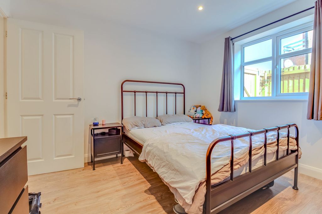 Additional image 12 of 4 bed property for saleStamford Street, Glenfield LE3