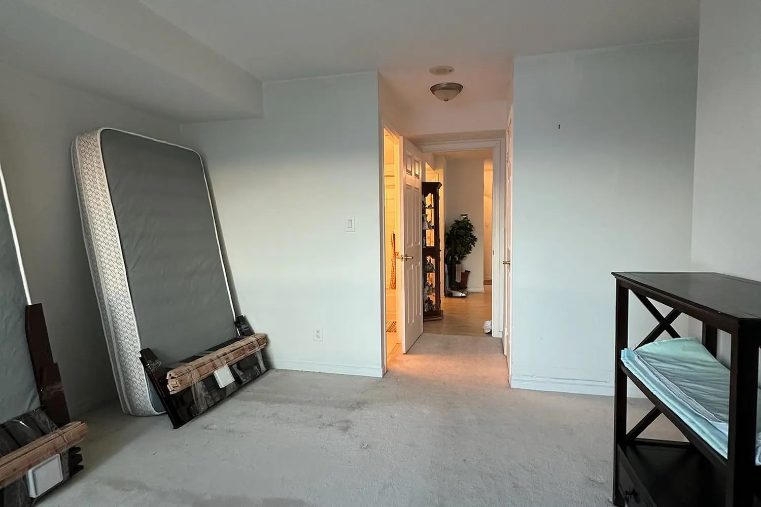 Additional image 9 of 4850 Glen Erin Drive 909