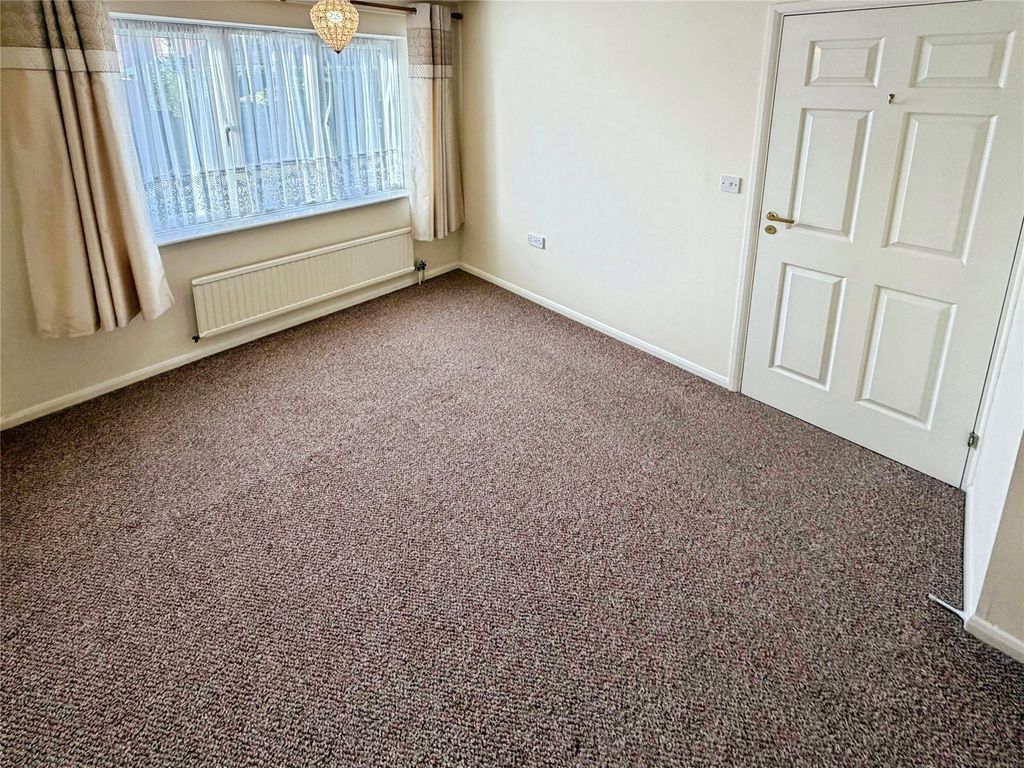 Additional image 10 of 2 bed bungalow for saleDelisle Court, Loughborough, Leicestershire LE11