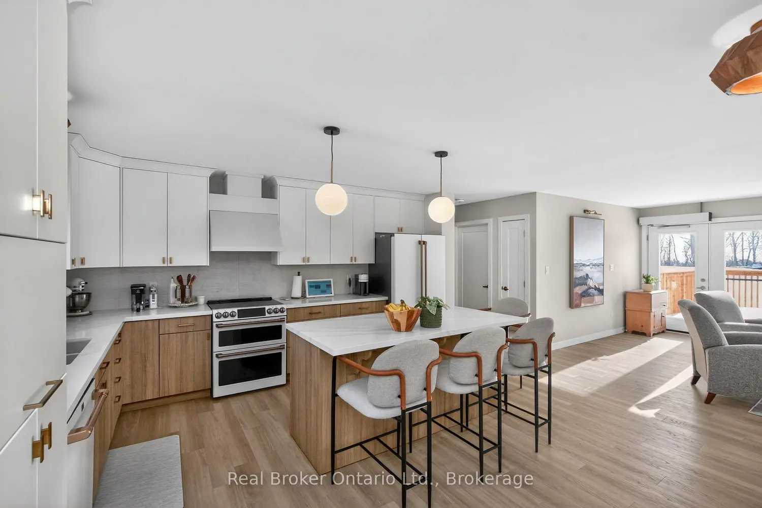 597 Lafontaine Road