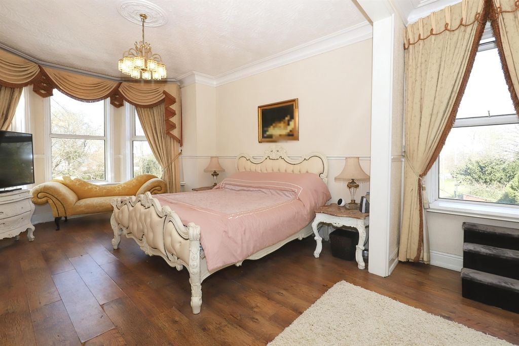 Additional image 8 of 5 bed end terrace house for saleBradmore Road, Bradmore, Wolverhampton WV3
