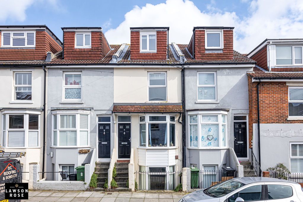 Additional image 27 of 4 bed town house for saleHester Road, Southsea PO4