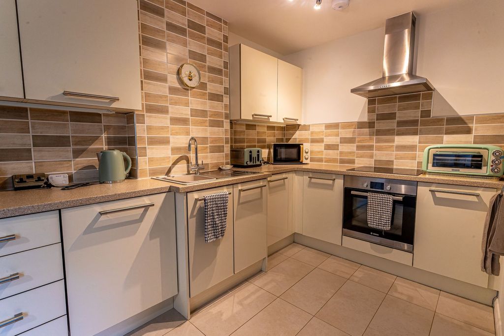 Additional image 2 of 2 bed flat for saleGrove Court, Worksop S80