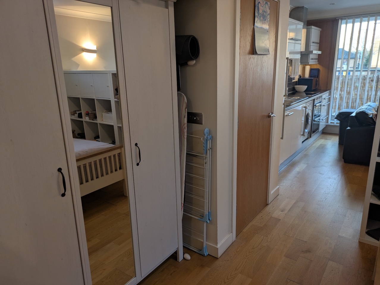 Studio Flat, Byronhouse, CB1, N1 7GU photo 5