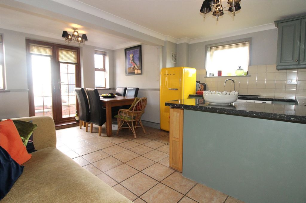 Additional image 6 of 2 bed end terrace house for saleSouthampton Road, Portsmouth, Hampshire PO6