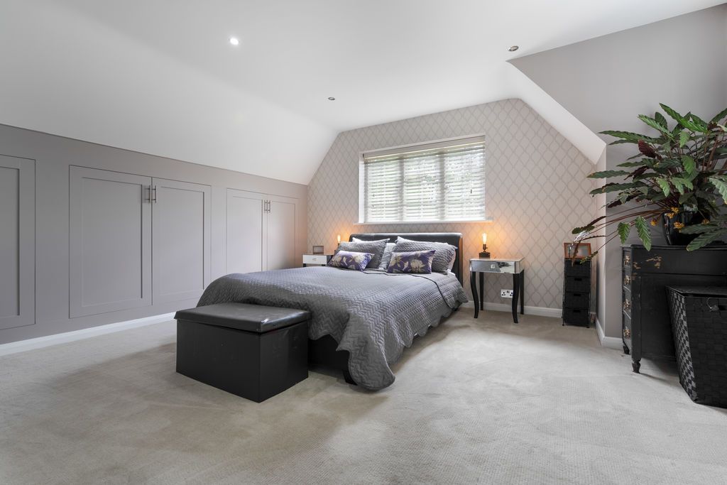 Additional image 27 of 4 bed detached house for saleNew Road, Windlesham GU20