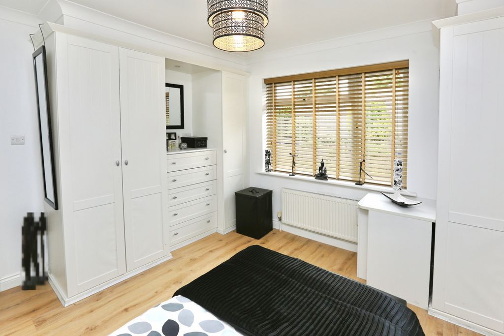 Additional image 9 of 3 bed detached bungalow for saleFirtree Way, Southampton SO19