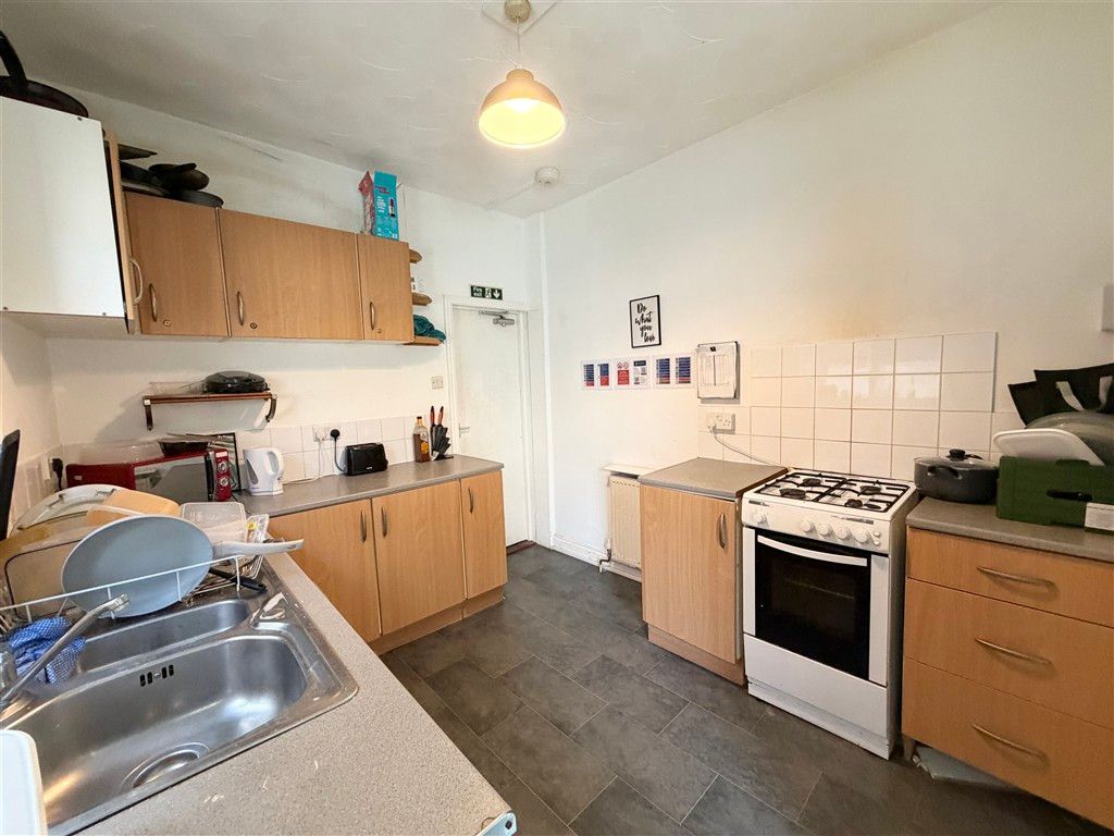 3 bed terraced house for saleNew Road East, Portsmouth, Hampshire PO2