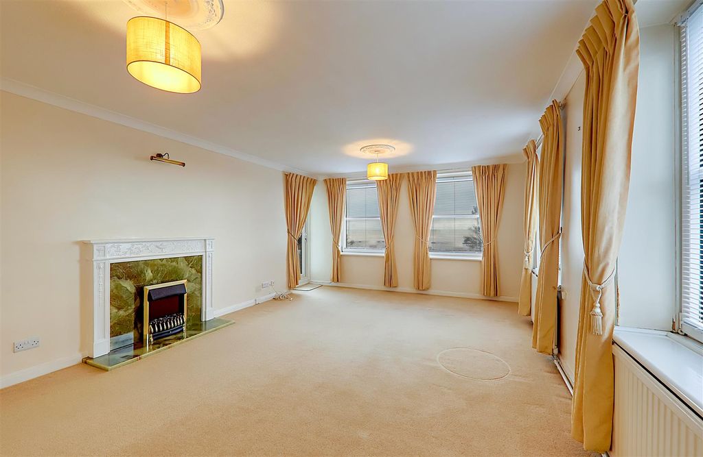 Additional image 4 of 3 bed flat for saleSeabright, Worthing BN11