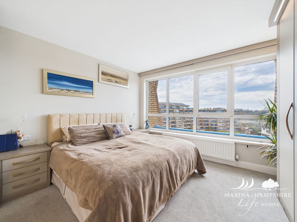 Additional image 7 of 1 bed flat for saleOyster Quay, Port Way, Port Solent PO6