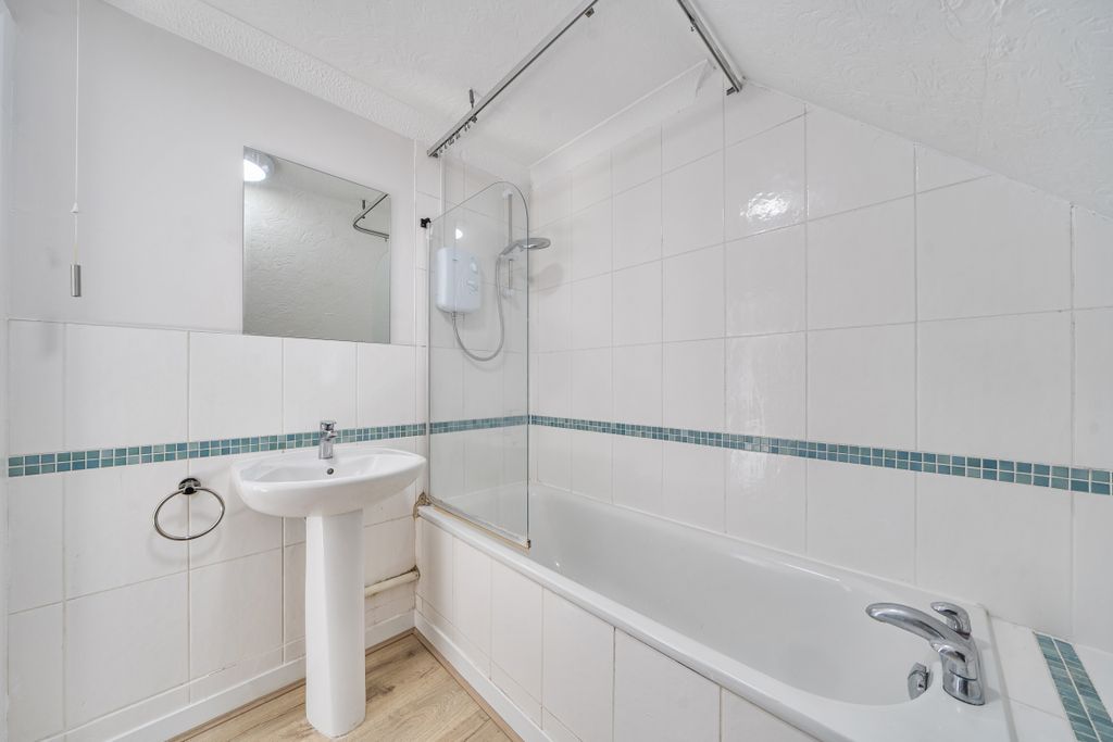 Additional image 14 of 2 bed flat for saleKitchener Road, Southampton SO17