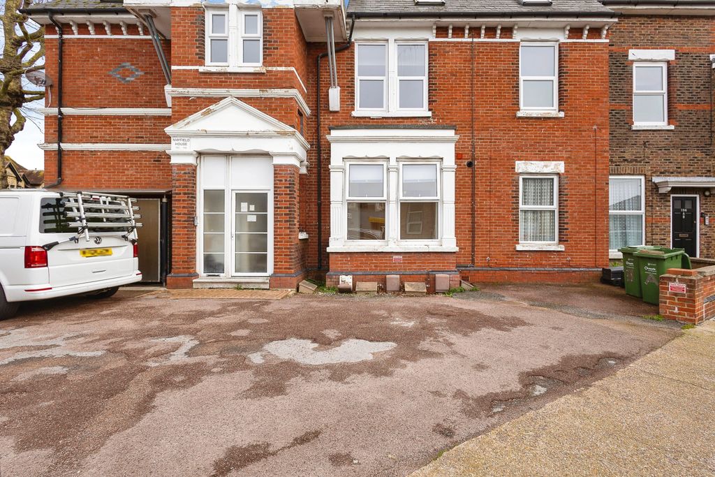 Additional image 15 of 1 bed flat for sale196-198 London Road, Portsmouth PO2