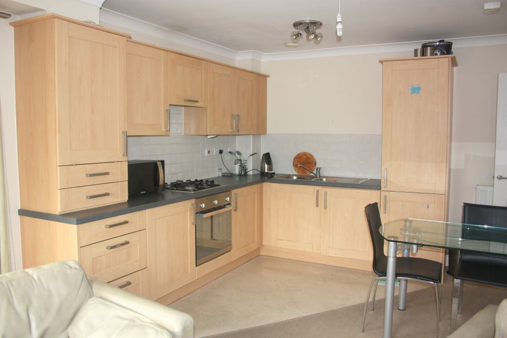 Additional image 3 of 2 bed flat for saleWinchester Road, Shirley, Southampton SO16