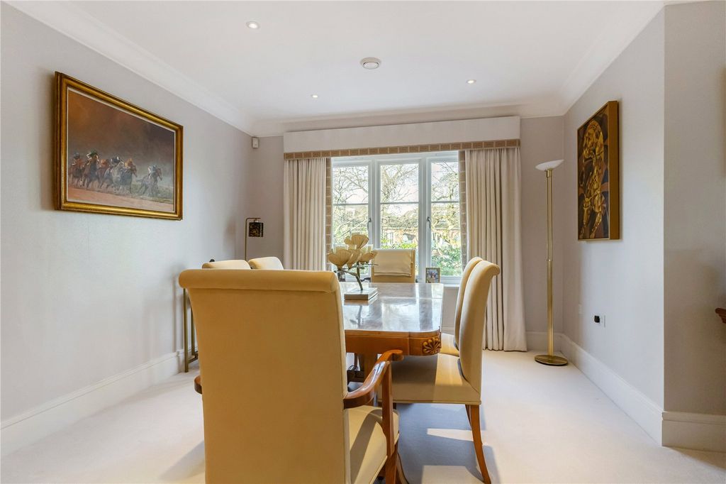 Additional image 7 of 2 bed flat for saleDevenish Road, Sunningdale, Berkshire SL5