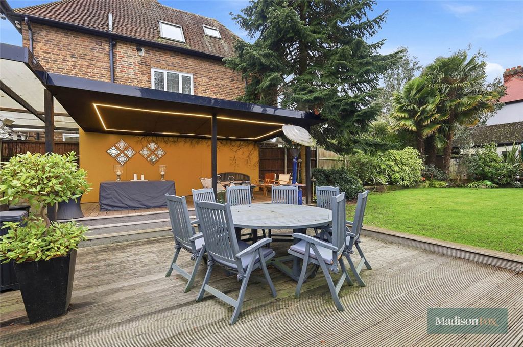 Additional image 41 of 5 bed detached house for saleMonkhams Lane, Woodford Green IG8